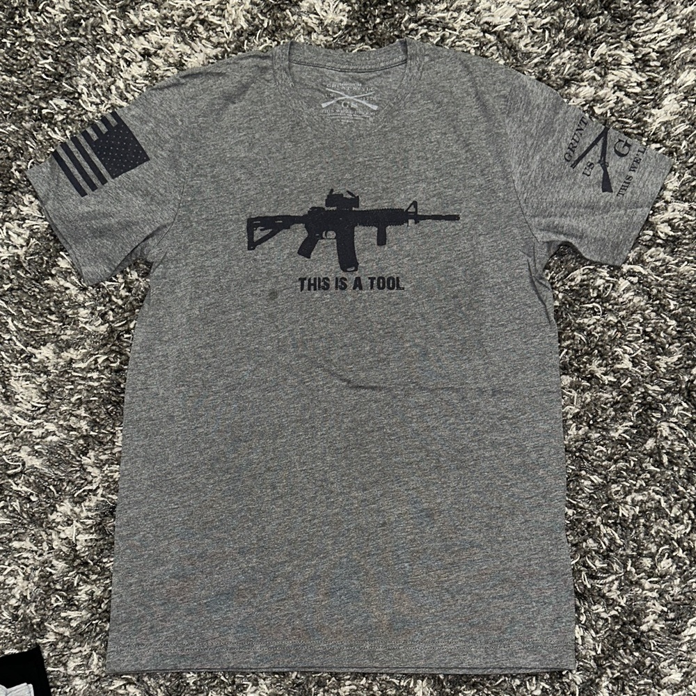 New Grunt Style 3 Shirt Bundle Graphic T-Shirts in Medium